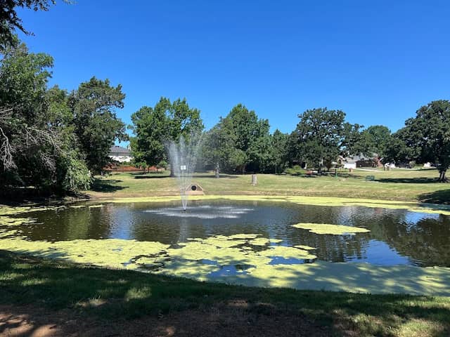 Thousand Oaks Park - Image 1