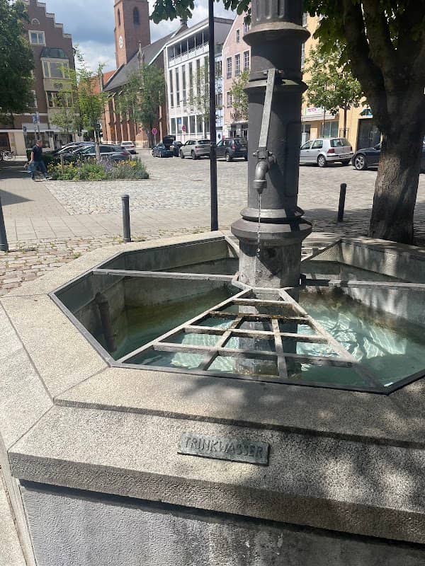 Brunnen - Image 3