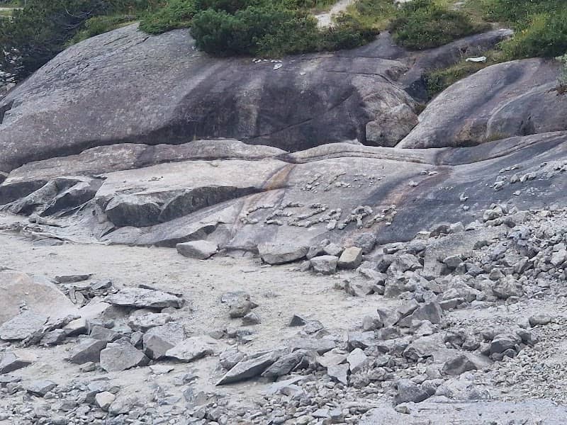 Cezara Stones - Image 1