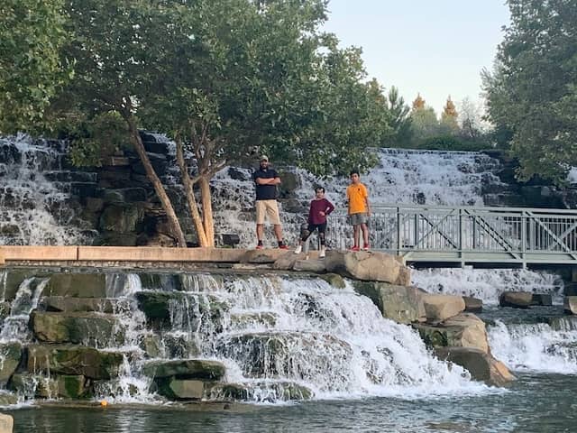 Waterfall Park - Image 1