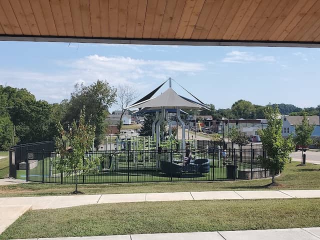 Central Park Splash Pad - Image 1