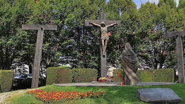 Park i Milenijski križ - Image 2