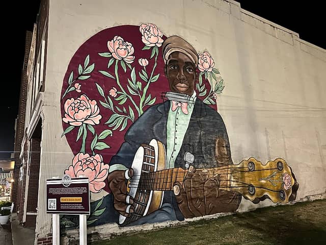 Dyersburg Pocket Park - Image 2