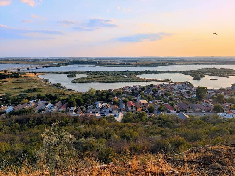Grădiște Hill - Image 2