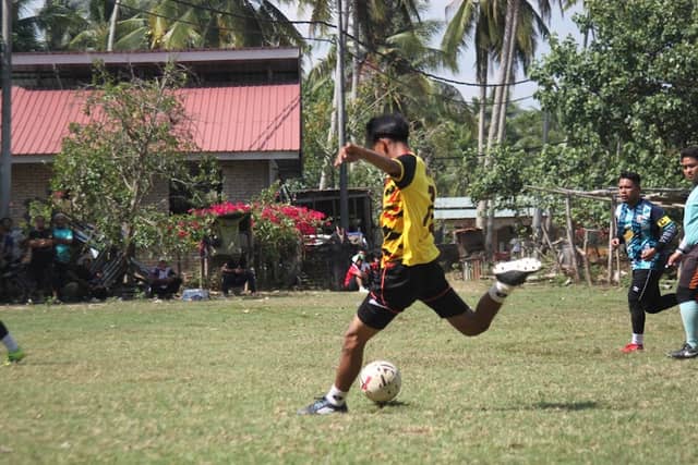 Padang Bola Pulau Tongkang - Image 1