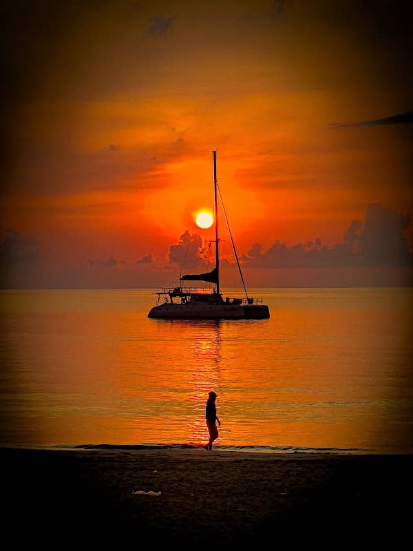Trincomalee Beach - Image 1