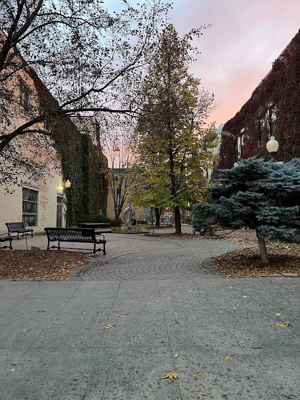 Loon Park - Image 1