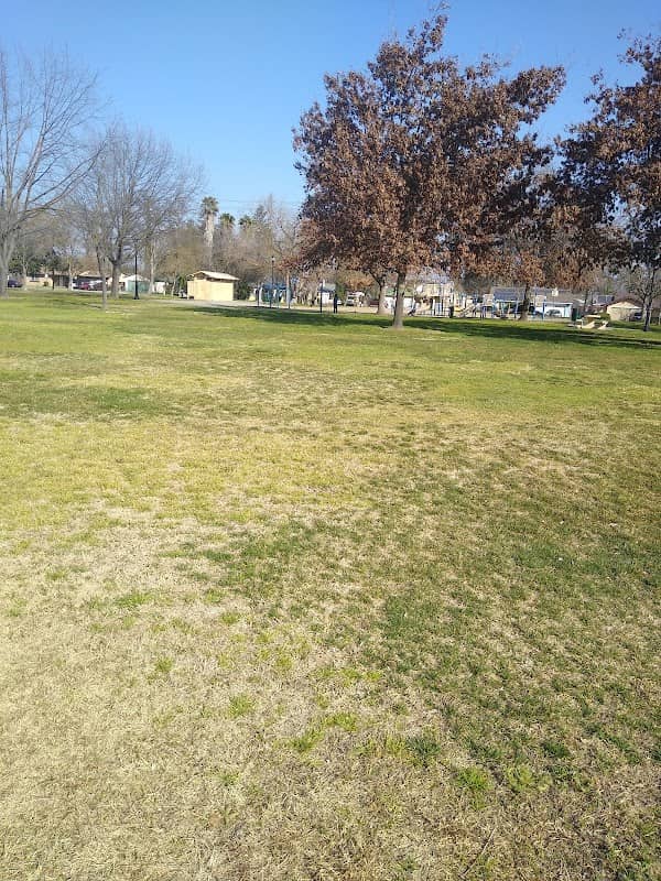 Aqueduct Park - Image 2