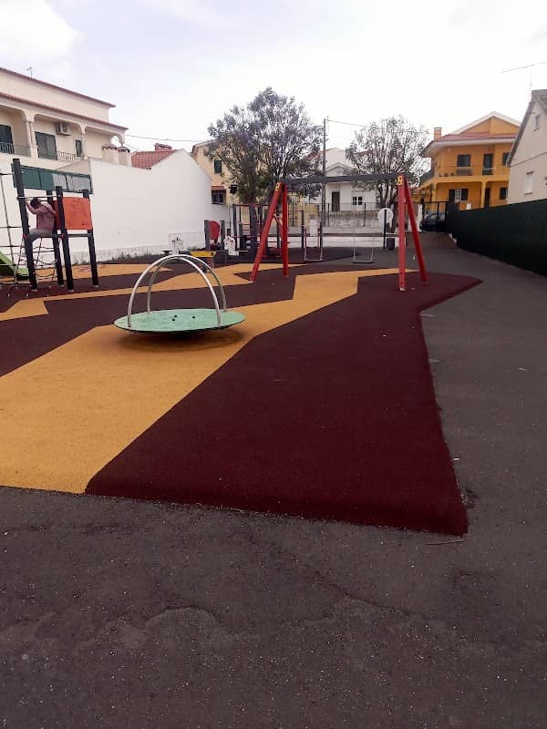 Parque Infantil da Guizanderia - Image 1