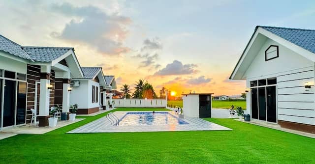 Laman Kota Pool Homestay - Image 1