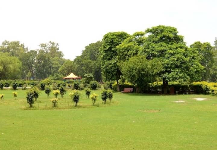 Gutwala Park Faisalabad - Image 1