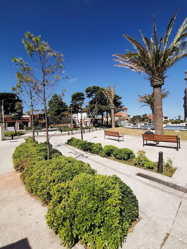 Paseo Rostand - Image 1