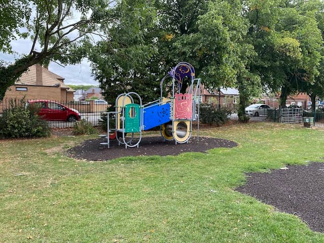 Holmfield Park - Image 1
