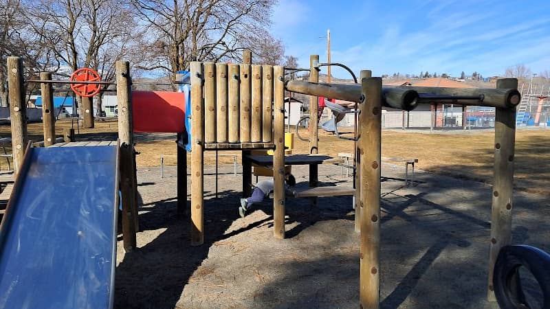 Alma Park - Image 2