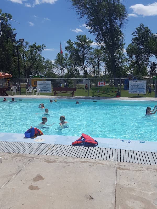Swimming Pool - Image 1