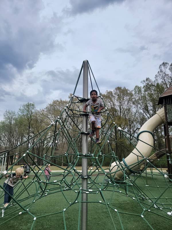 Hughes-College Hill Park - Image 2