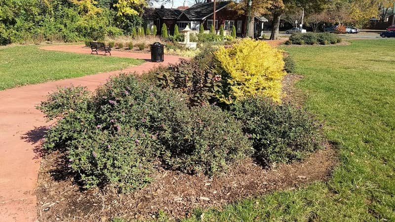 Historic Downtown Monroe Gateway Park - Image 3