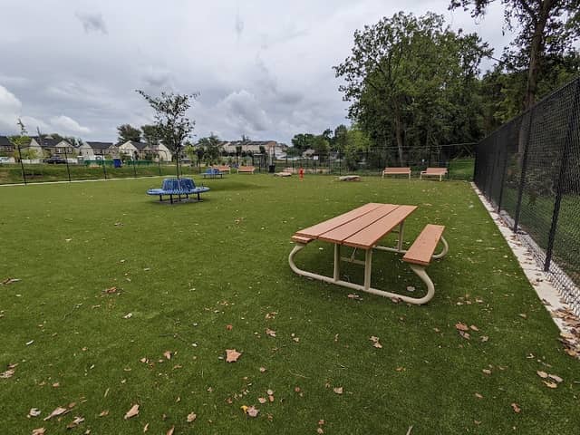Rollins Avenue Park - Image 1