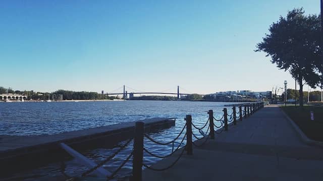 Promenade Docks - Image 2