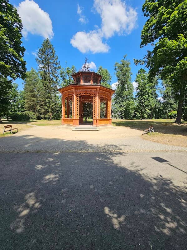 Městský park západní - Image 1