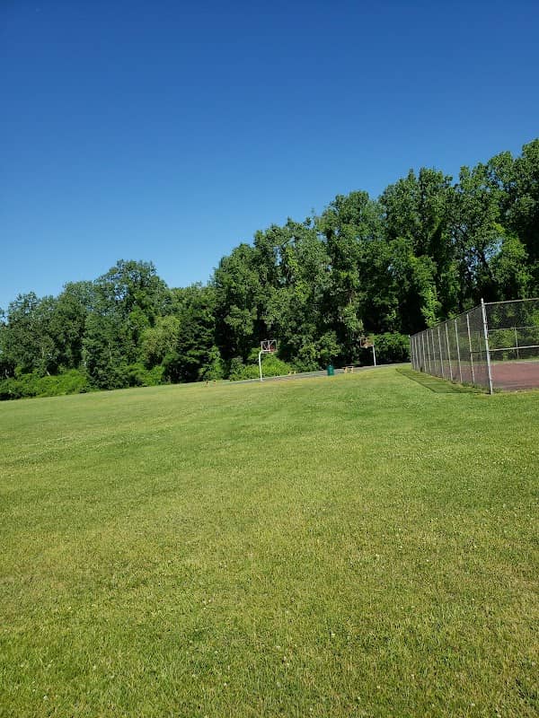 Lakewood Park - Image 3