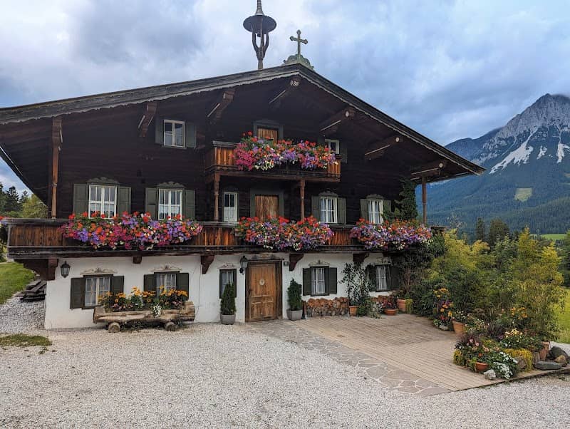 Bergdoktorhaus - Bergdoktor practice - Image 2