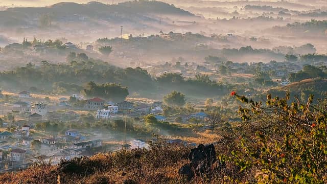 Shan Queen Viewpoint - Image 1