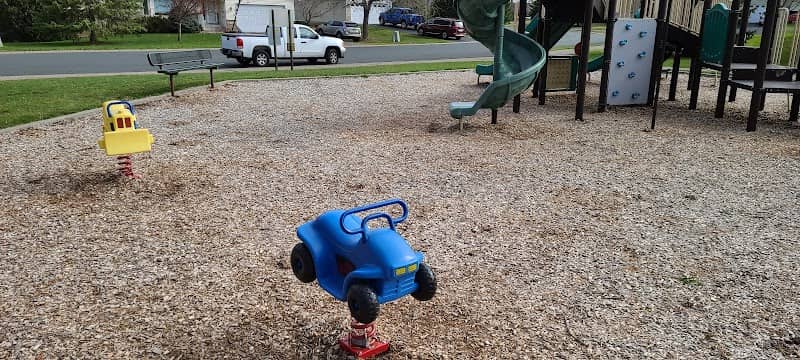 Deer Creek 2nd Park - Image 2