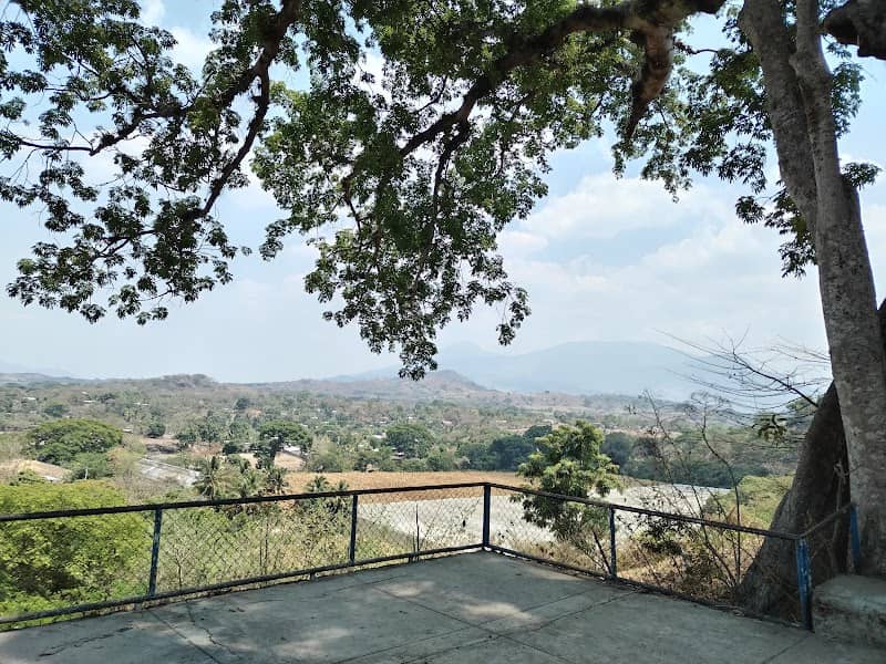 Mirador Santa Barbara - Image 1