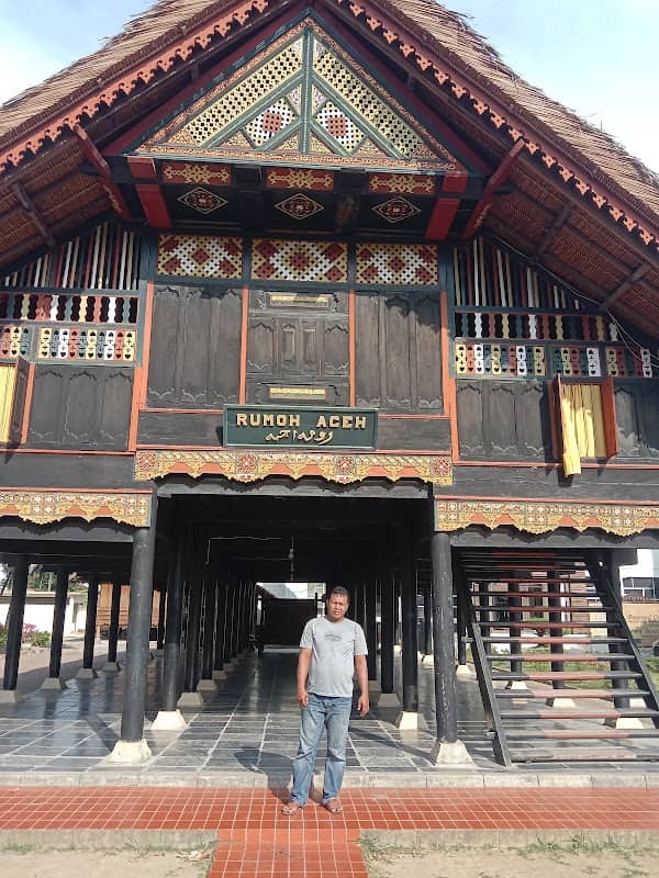 Rumah Adat Aceh - Image 3