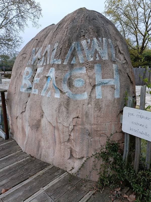 Malawi Beach World - Image 2