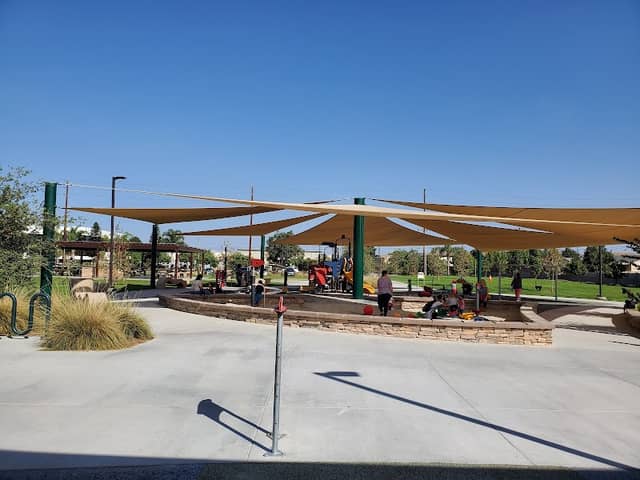 Larwin Park - Image 1