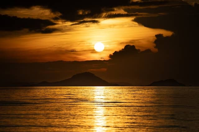 Sunset Point on the Beach - Image 1