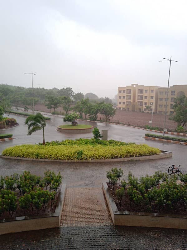 E Sector Park - Image 1