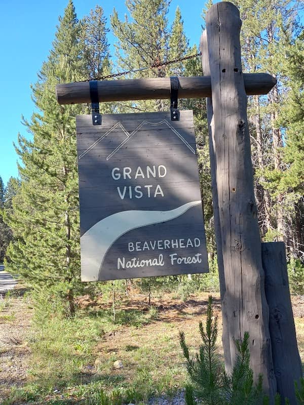 Grand Vista - Image 1