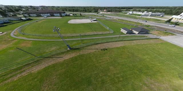 Bozzer Park - Image 1