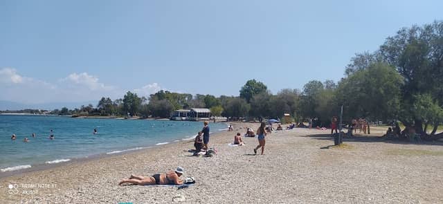 Παραλία Προαστείου - Image 1