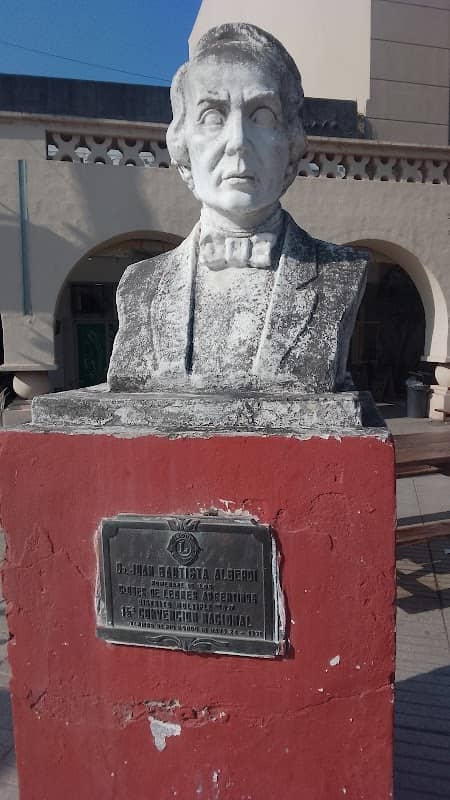 Busto Juan Bautista Alberdi - Image 1