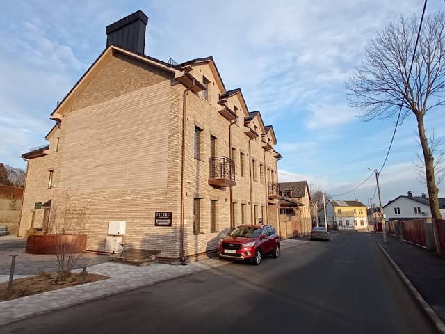 Dom Lyuteka - Image 1