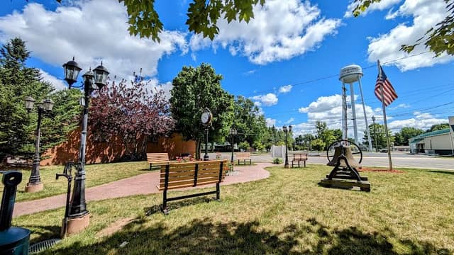 Pewamo Sesquicentennial Park - Image 2