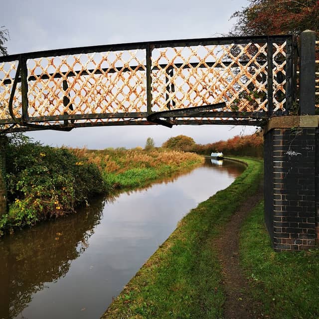 Lock 10, Coventry Canal - Image 1
