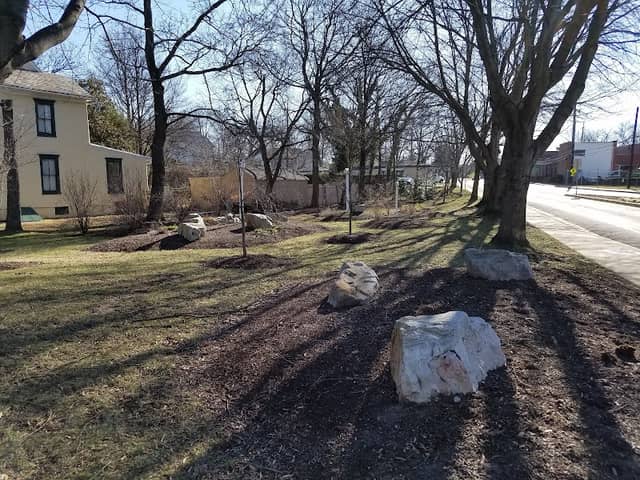 Bird House Park - Image 1