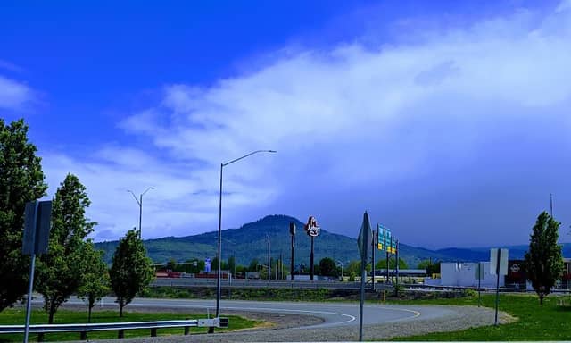 Glengrove Wayside Park - Image 1