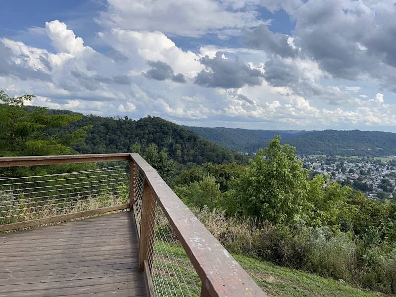 Grand Vue Park Overlook - Image 1