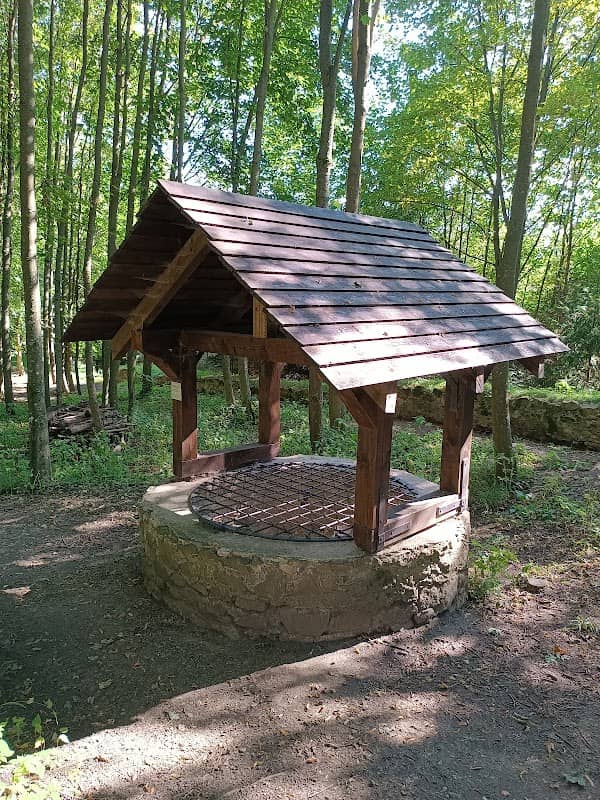 Hradní studna - Image 1