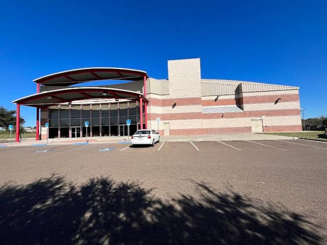 El Eden Recreation Center - Image 2