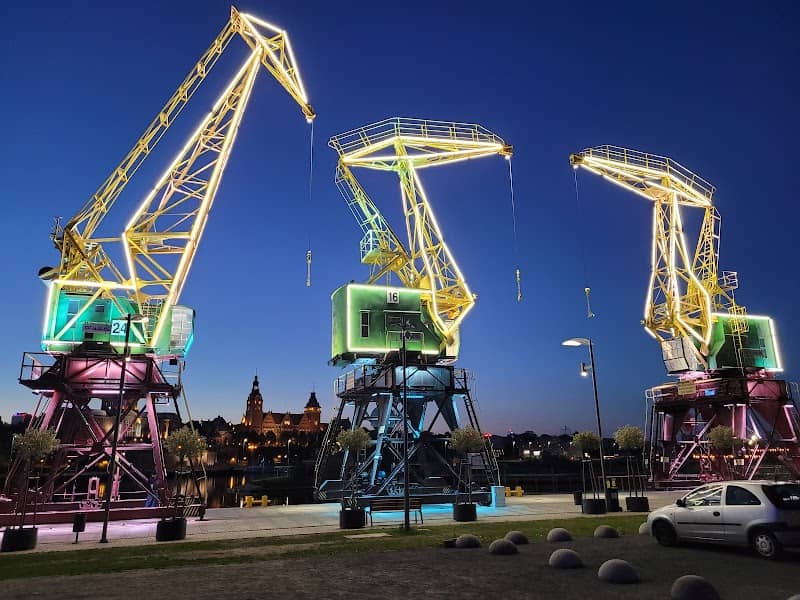 Craneosaurs - Image 1