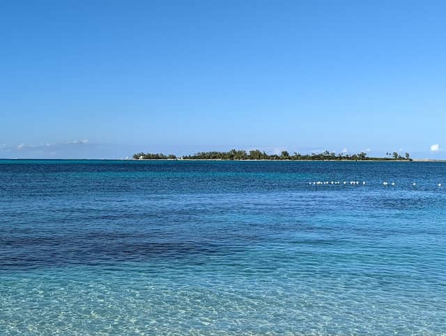 Saunders Beach - Image 2