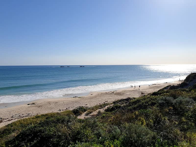 Beachside Park - Image 1