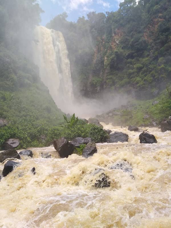 Thompson’s Falls Parking - Image 2